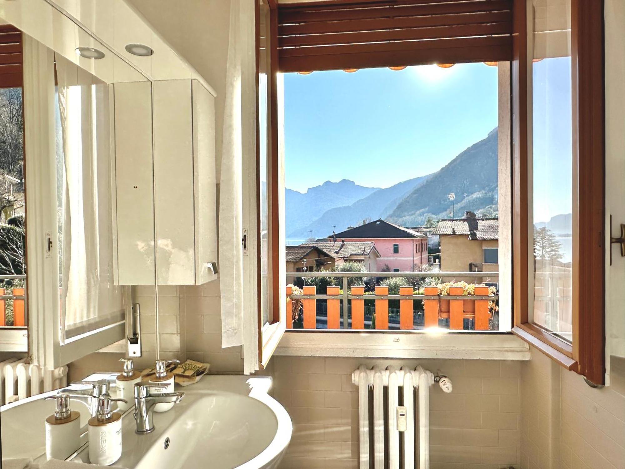 Lake Como View Apartment Oliveto Lario Exterior foto